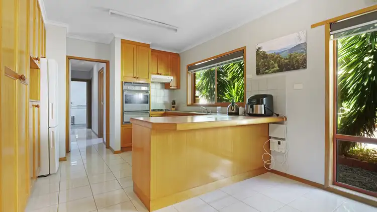 Second view of Homely unit listing, 2/9 Quinan Parade, Shepparton VIC 3630