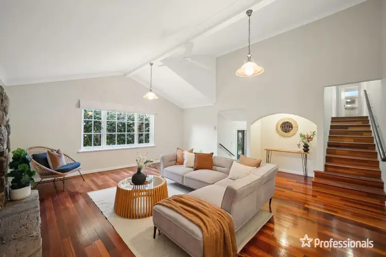 32 Hill Street, Gooseberry Hill WA 6076