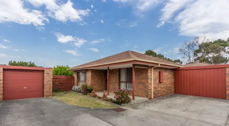 2/14 Russell Street, Cranbourne VIC 3977