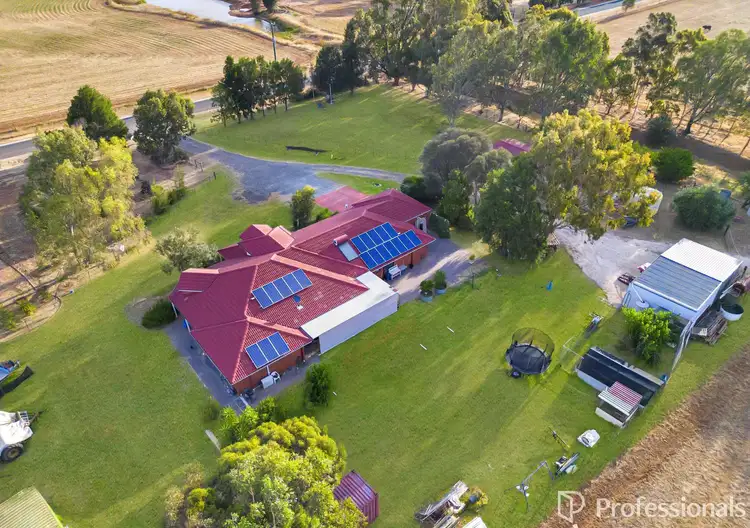 Main view of Homely house listing, 2 Warren Road, Bullsbrook WA 6084