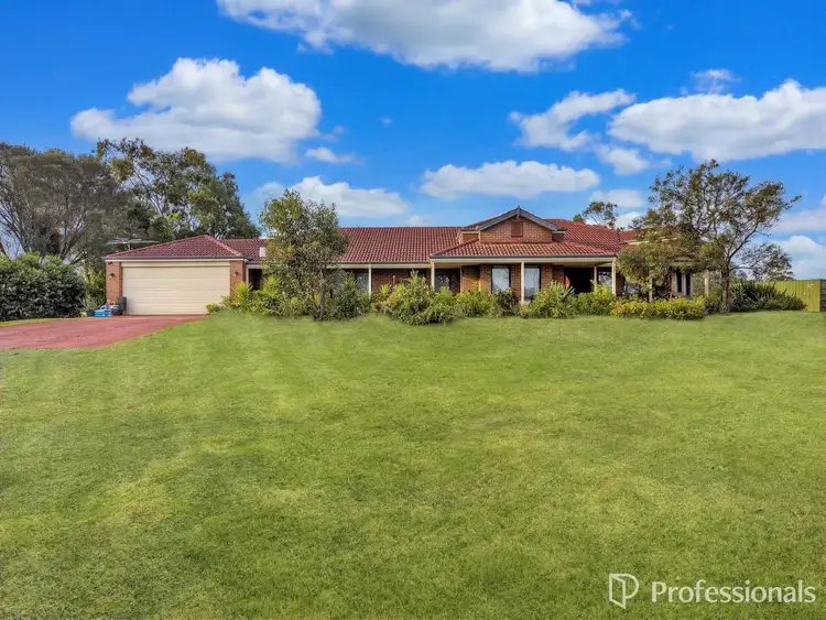 Second view of Homely house listing, 2 Warren Road, Bullsbrook WA 6084
