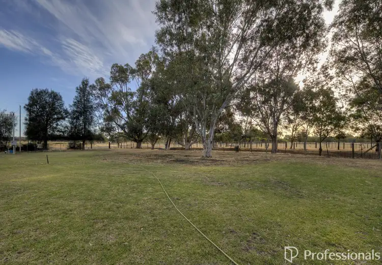 Sixth view of Homely house listing, 2 Warren Road, Bullsbrook WA 6084
