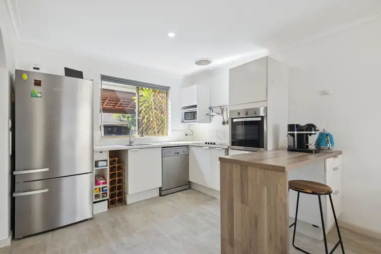 2/25 Ostend Road, Scarborough WA 6019