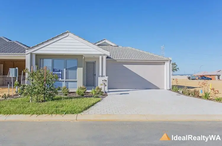 53 Lancaster Loop, Piara Waters WA 6112