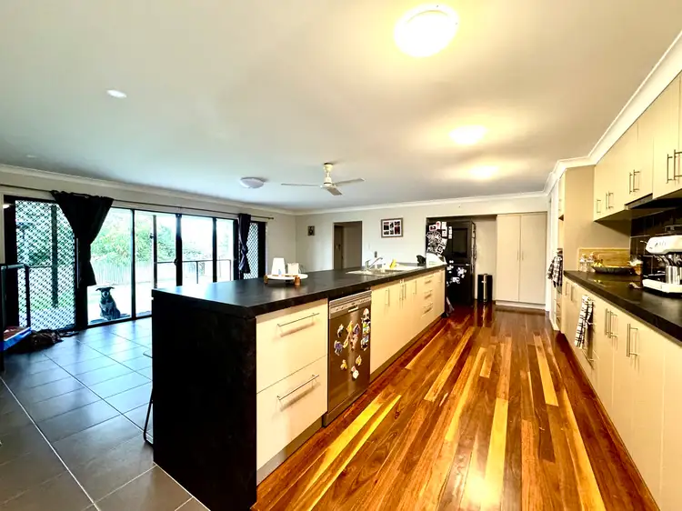 Fifth view of Homely house listing, 21 NORTON Court, Moranbah QLD 4744