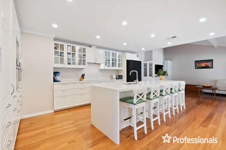 2 Lemontree Grove, Maida Vale WA 6057