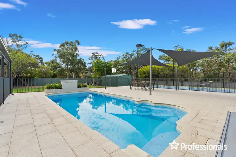 Fifth view of Homely house listing, 2 Lemontree Grove, Maida Vale WA 6057