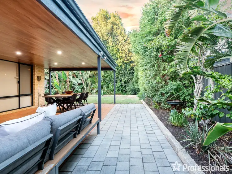 Fifth view of Homely house listing, 7 Phar Lap Road, Wattle Grove WA 6107