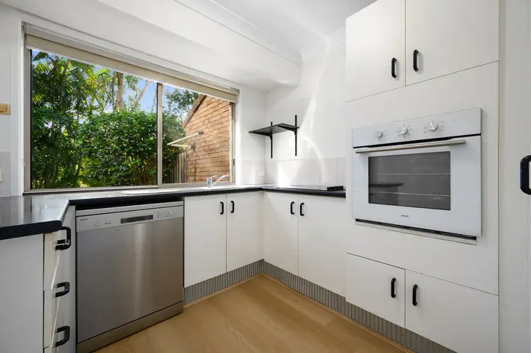 Second view of Homely townhouse listing, 2/20 Golden Palms Court, Ashmore QLD 4214