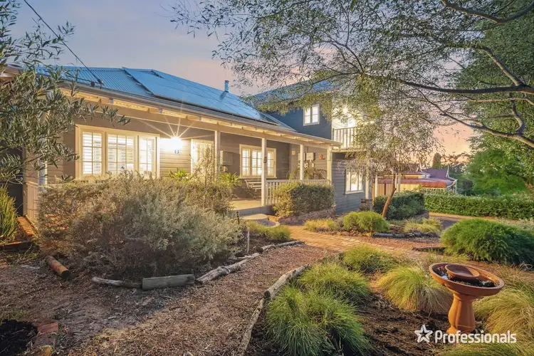9 Lyndhurst Road, Kalamunda WA 6076