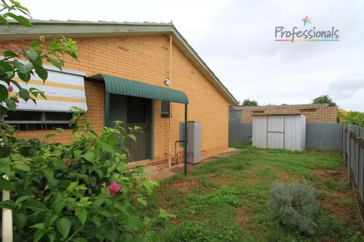 Second view of Homely unit listing, 3/17 Allambie Crescent, Wodonga VIC 3690