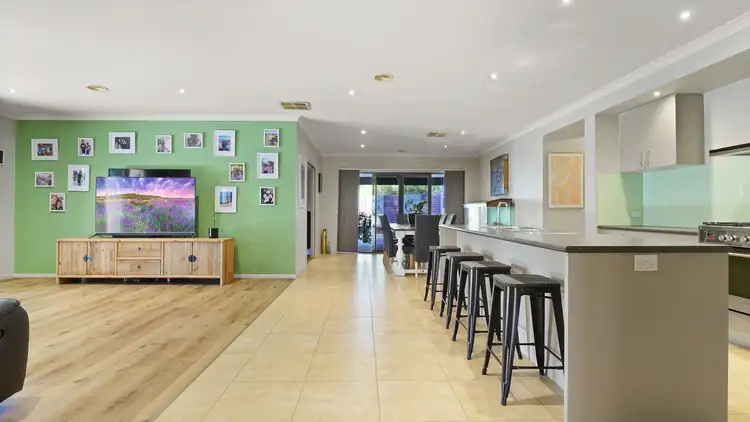 Second view of Homely house listing, 3 Elvin Court, Mooroopna VIC 3629