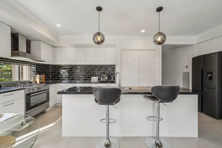 Second view of Homely house listing, 41 Cimmaron Way, Kialla VIC 3631