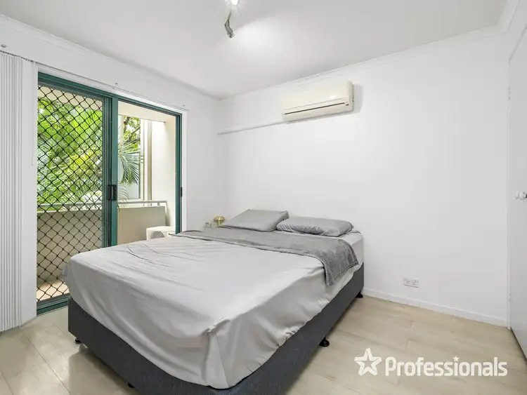 Second view of Homely unit listing, 5/25 Whytecliffe Street, Albion QLD 4010