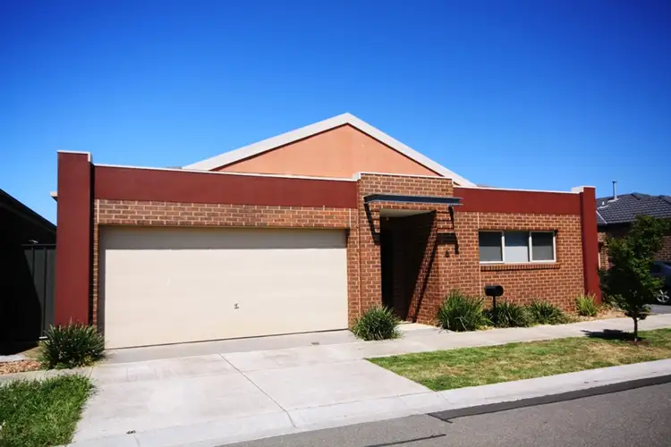 6 Thatcham Lane, Craigieburn VIC 3064