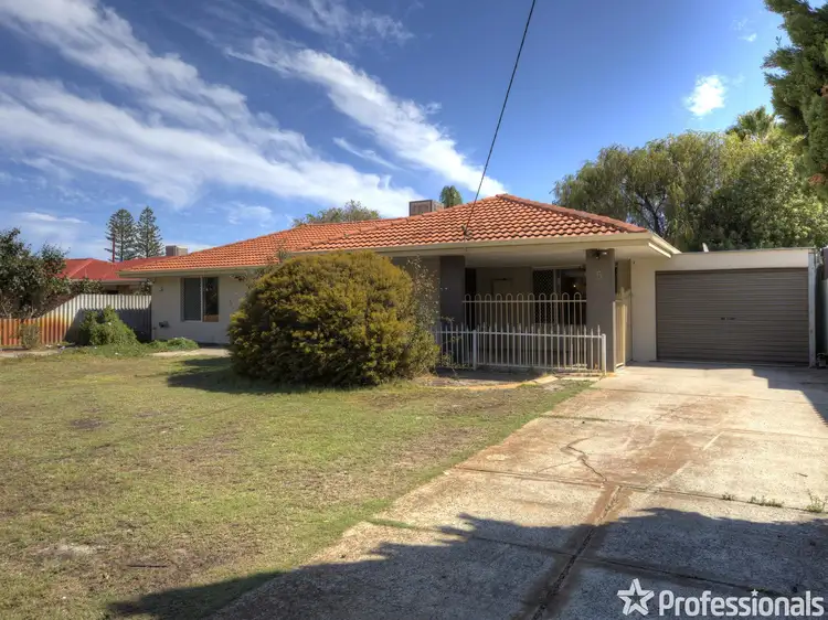 Second view of Homely house listing, 5 Exbury Court, Thornlie WA 6108