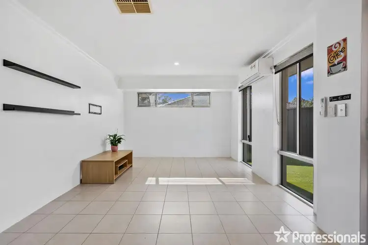 Second view of Homely house listing, 4 Fennell Crescent, Wattle Grove WA 6107