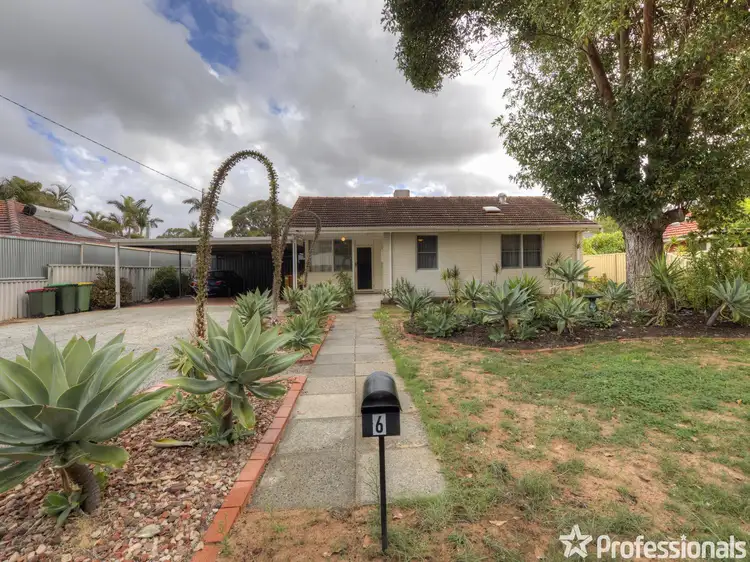 6 Strathearn Road, Forrestfield WA 6058