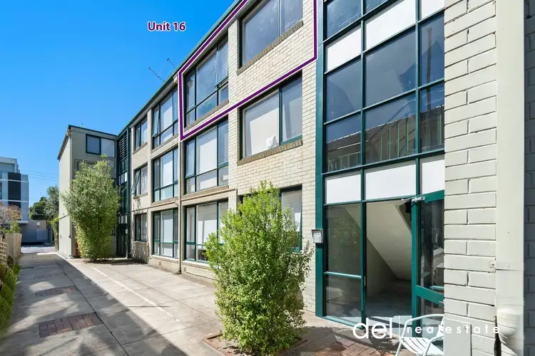 15 Cardigan Street