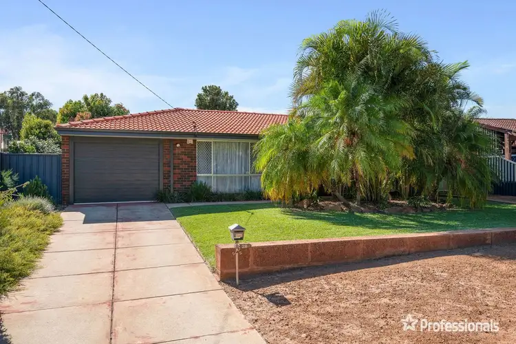 28 Calliandra Way