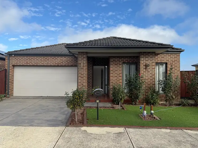 25 Clavell Crescent, Wollert VIC 3750