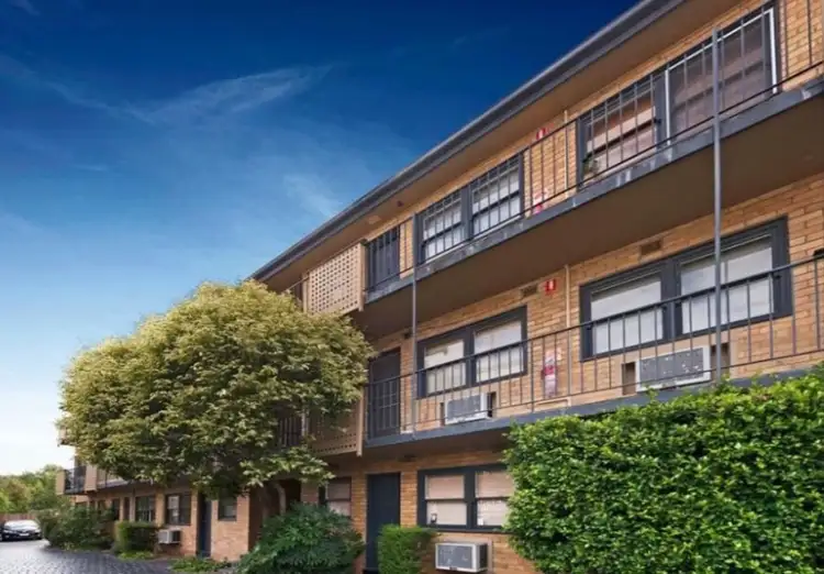 Main view of Homely apartment listing, 18/91 Ormond Road, Elwood VIC 3184