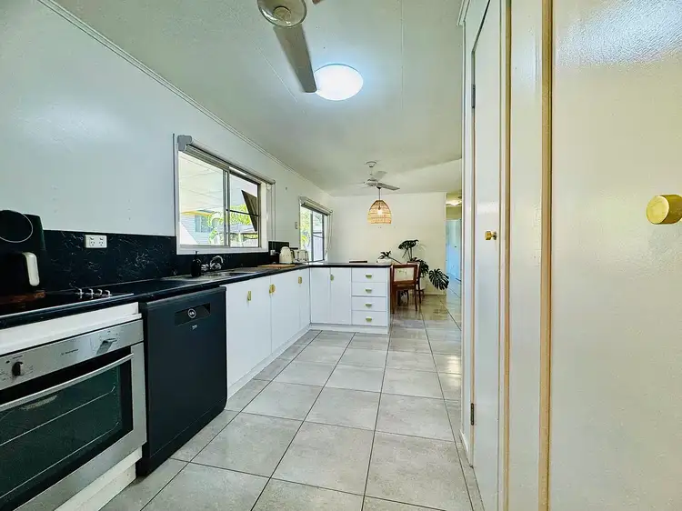 Sixth view of Homely house listing, 2 RENIER Crescent, Moranbah QLD 4744