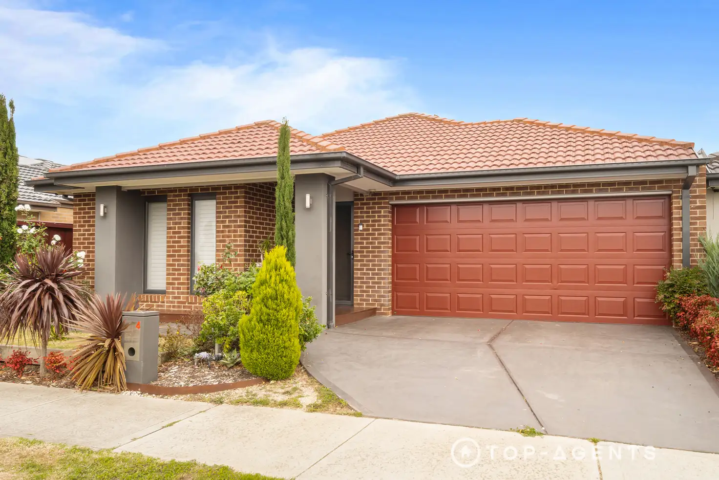 Main view of Homely house listing, 4 Appenzeller Drive, Clyde North VIC 3978
