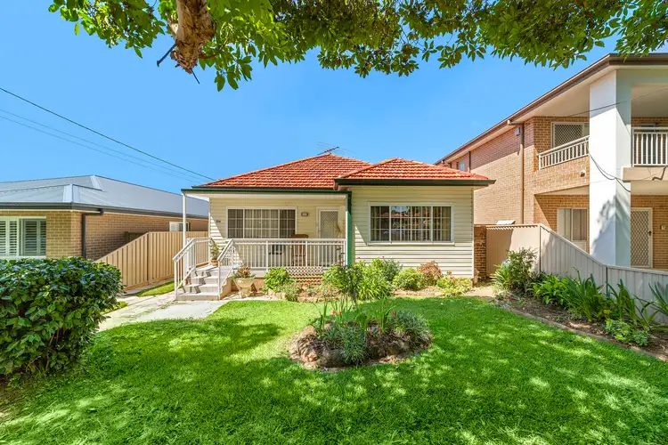194 Gibson Avenue, Padstow NSW 2211