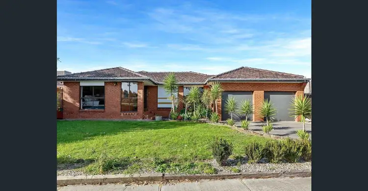 94 Parmelia Drive, Taylors Lakes VIC 3038