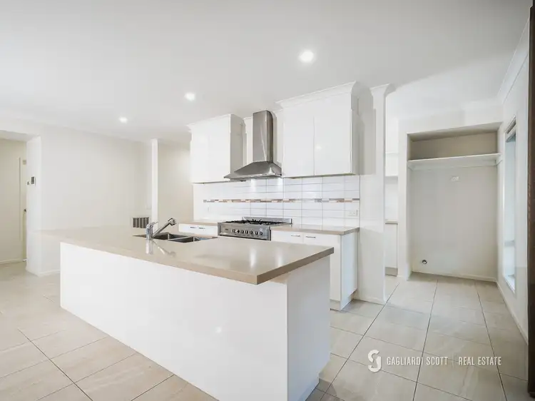 Fifth view of Homely house listing, 74 Settlers Drive, Kialla VIC 3631