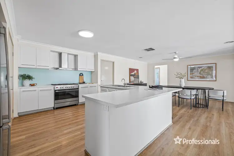 Fourth view of Homely house listing, 8 Addicott Way, Taylors Hill VIC 3037