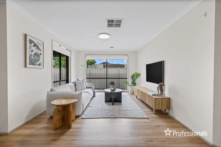Sixth view of Homely house listing, 8 Addicott Way, Taylors Hill VIC 3037