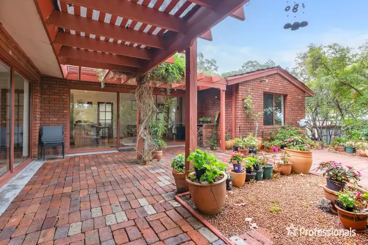 51 Spring Road, Kalamunda WA 6076