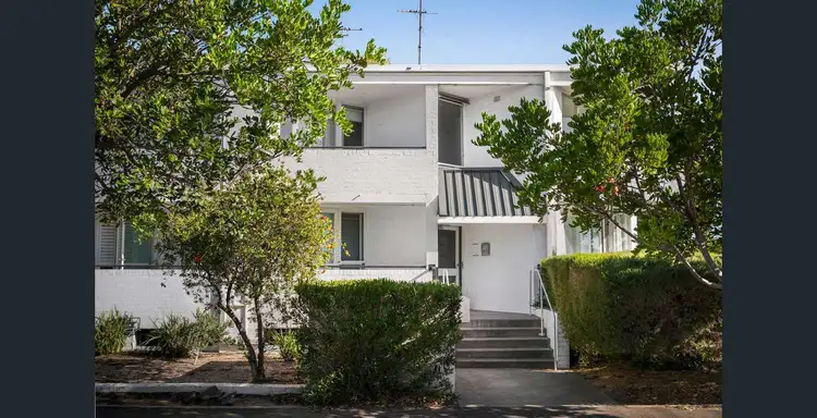 6/44 Marine Parade, St Kilda VIC 3182