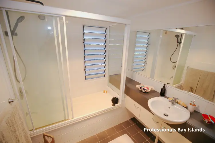 Fourth view of Homely house listing, 11 Koonwarra Parade, Macleay Island QLD 4184