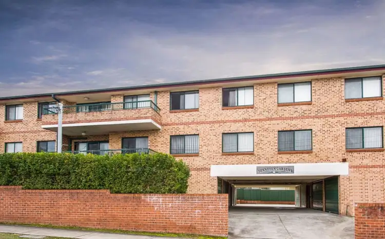 9/61 Tennyson Road, Greenacre NSW 2190