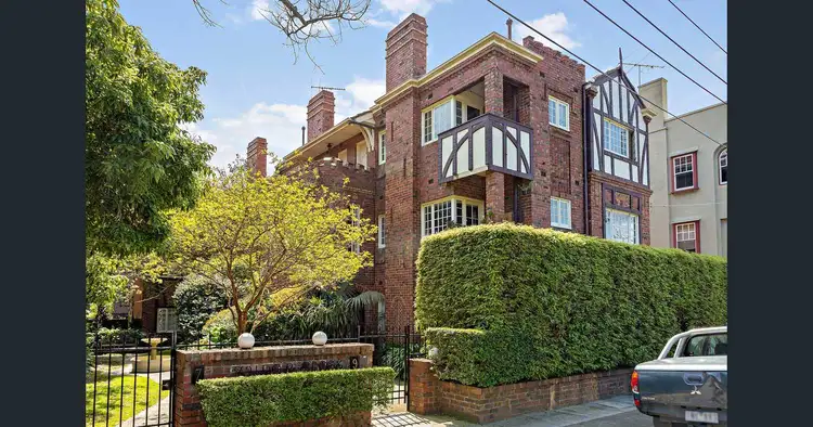 8/9 Eildon Road, St Kilda VIC 3182