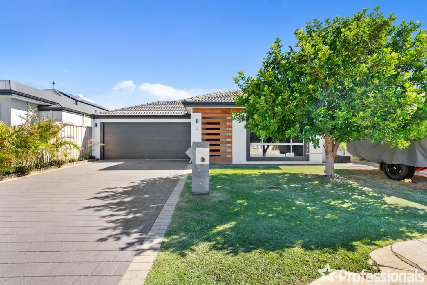 Main view of Homely house listing, 2 Myall Close, Wattle Grove WA 6107