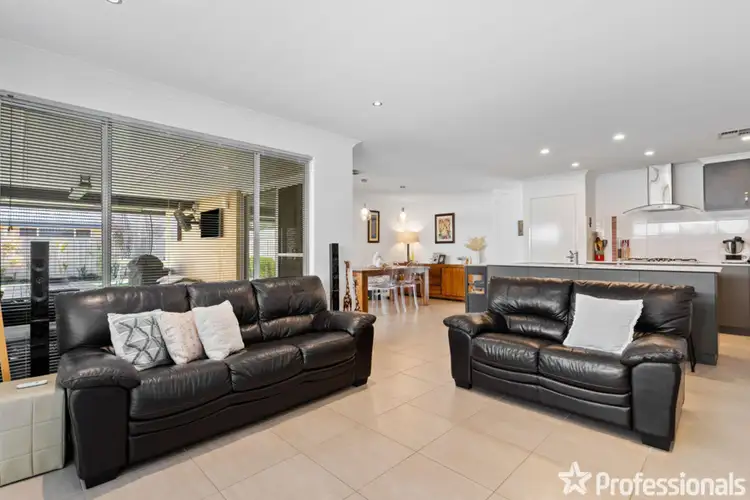 Fourth view of Homely house listing, 2 Myall Close, Wattle Grove WA 6107