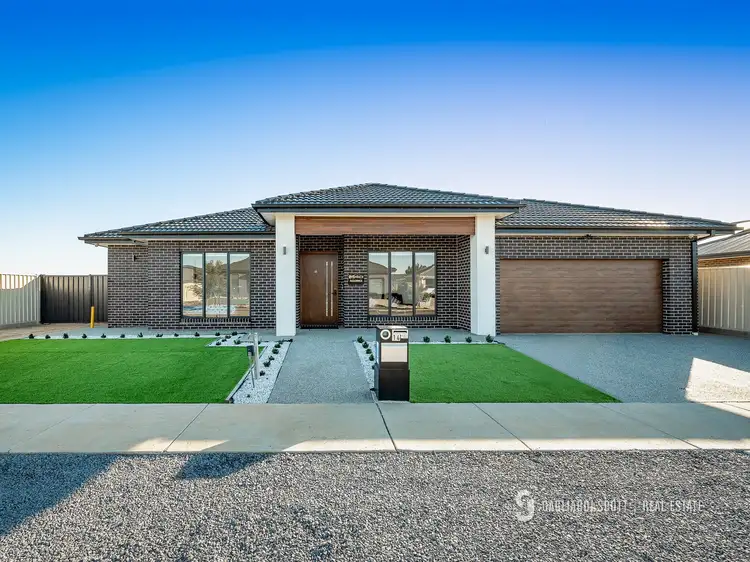 14 Hart Crescent, Kialla VIC 3631