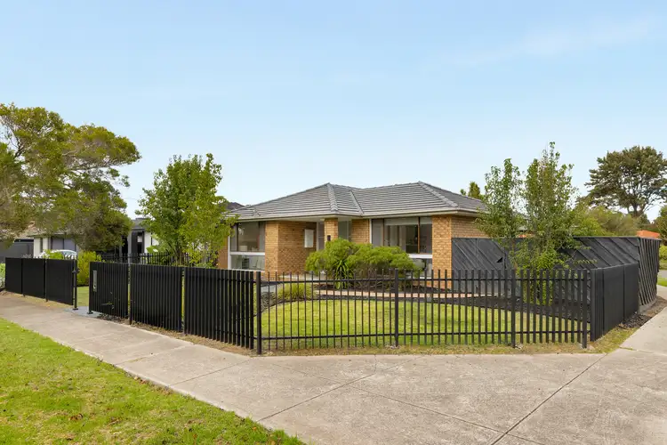 Second view of Homely house listing, 27 Bellara Crescent, Kealba VIC 3021