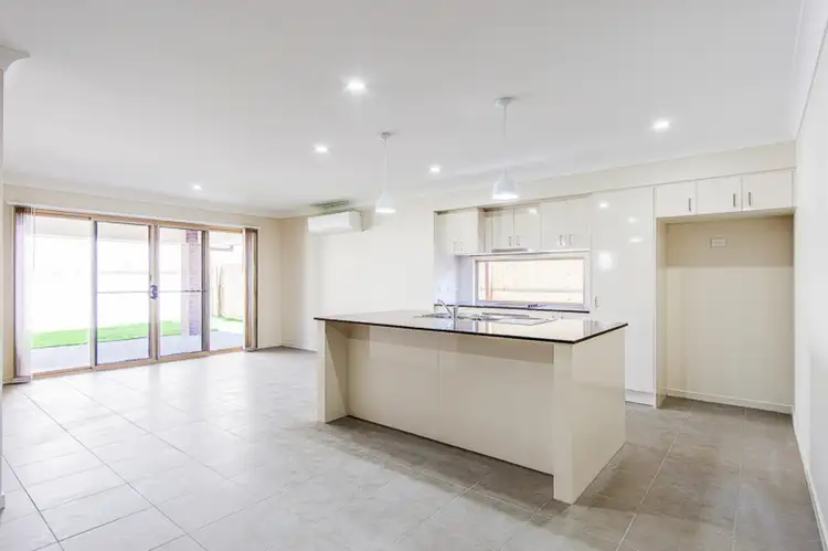Second view of Homely house listing, 10 Innsbruck Way, Bahrs Scrub QLD 4207