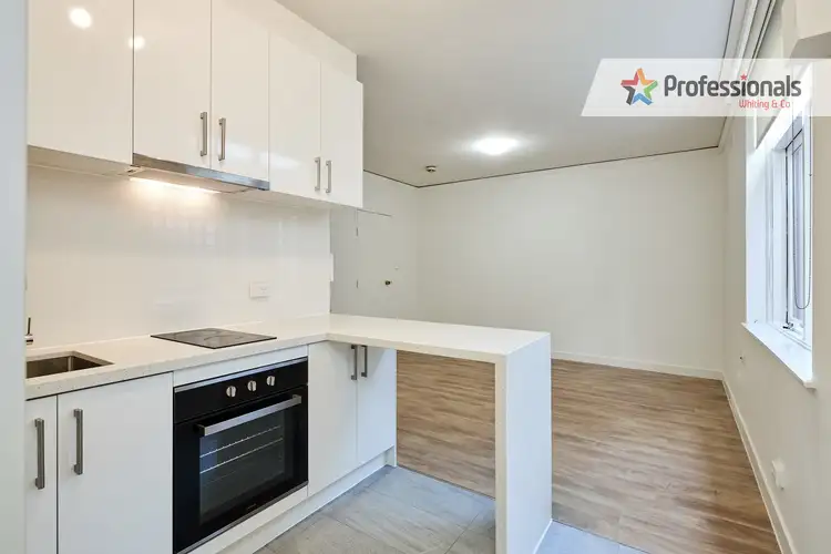 2/239 Canterbury Road, St Kilda VIC 3182