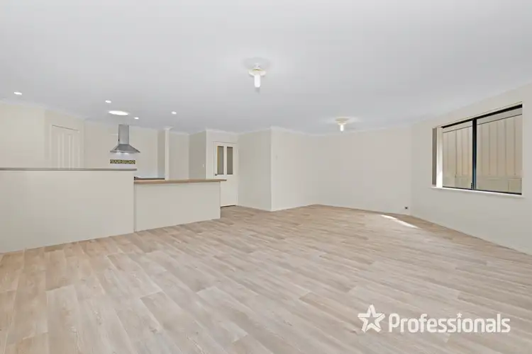 Fifth view of Homely house listing, 4a Nemcia Close, Yakamia WA 6330