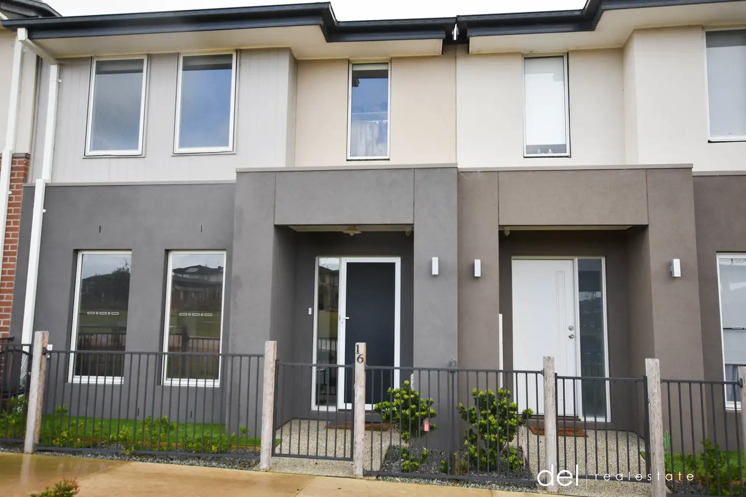 Main view of Homely townhouse listing, 16 Honeybrook Lane, Clyde VIC 3978