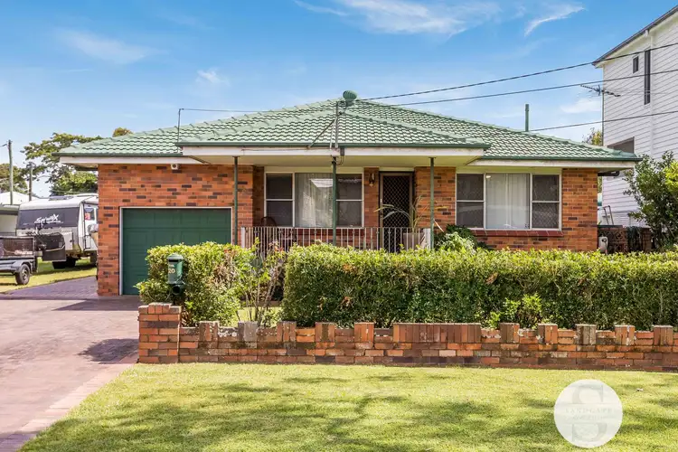 20 Fourteenth Avenue, Brighton QLD 4017