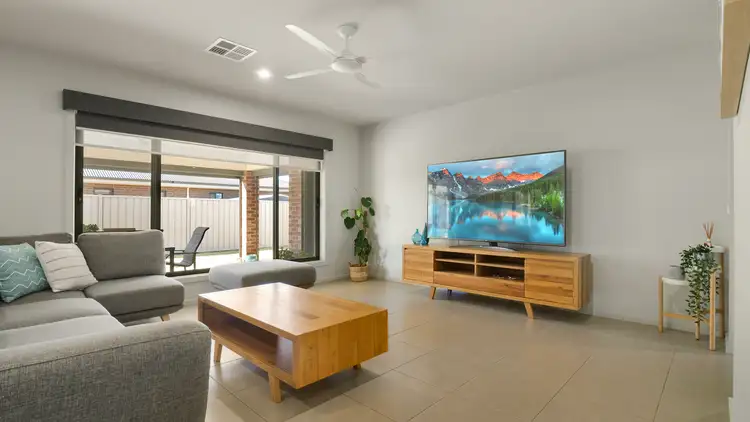 Sixth view of Homely house listing, 53 Aspendale Crescent, Shepparton VIC 3630