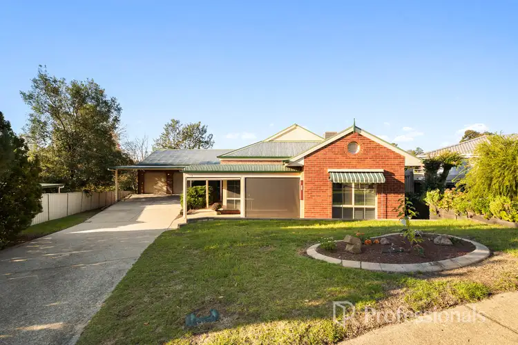 2 Kerferd Court, West Wodonga VIC 3690