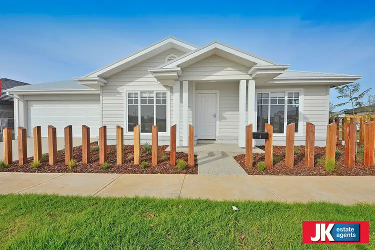 9 Xenia Street, Manor Lakes VIC 3024